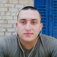 Женя Ищенко